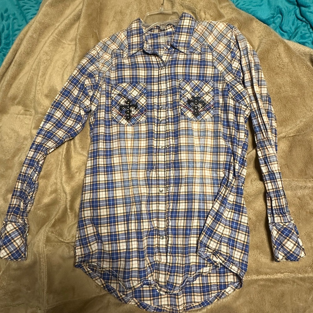 Long sleeve button up shirt